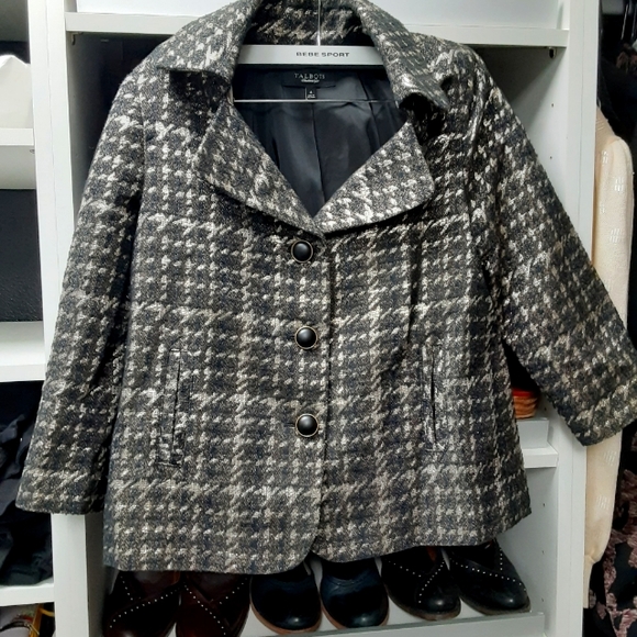Talbots Jackets & Blazers - Talbots gold black cropped blazer
